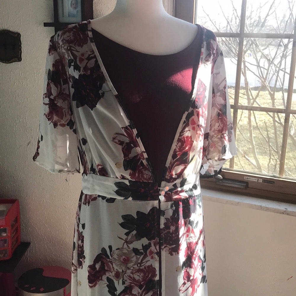 Spring dress - Picture 2 of 3